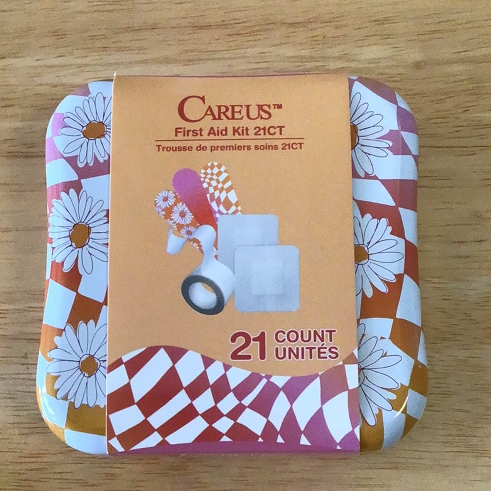 Careus 21 Count First Aid Kit